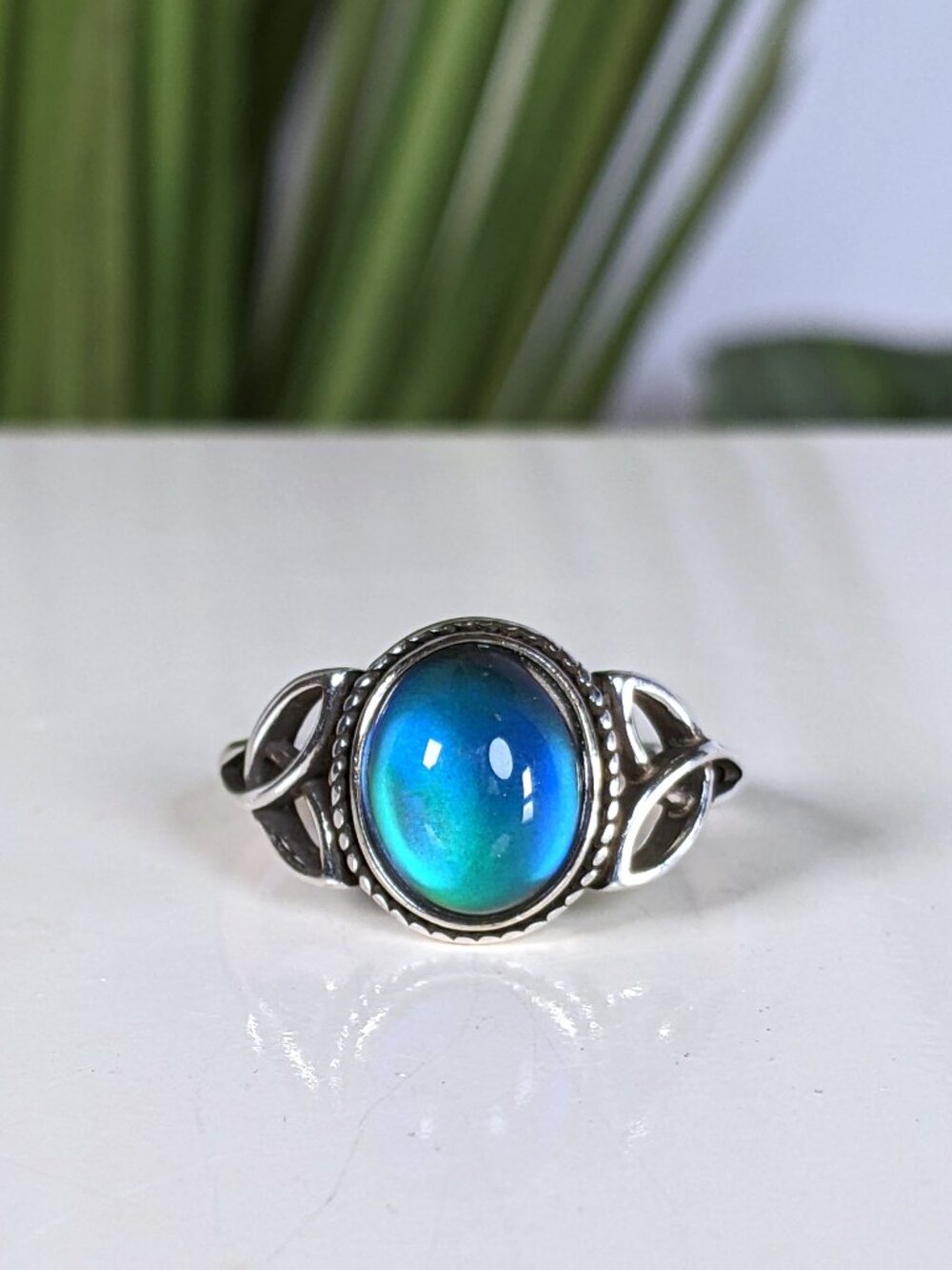 925 Sterling Silver Mood Ring Celtic Knot Vintage Inspired Size 6 NEW